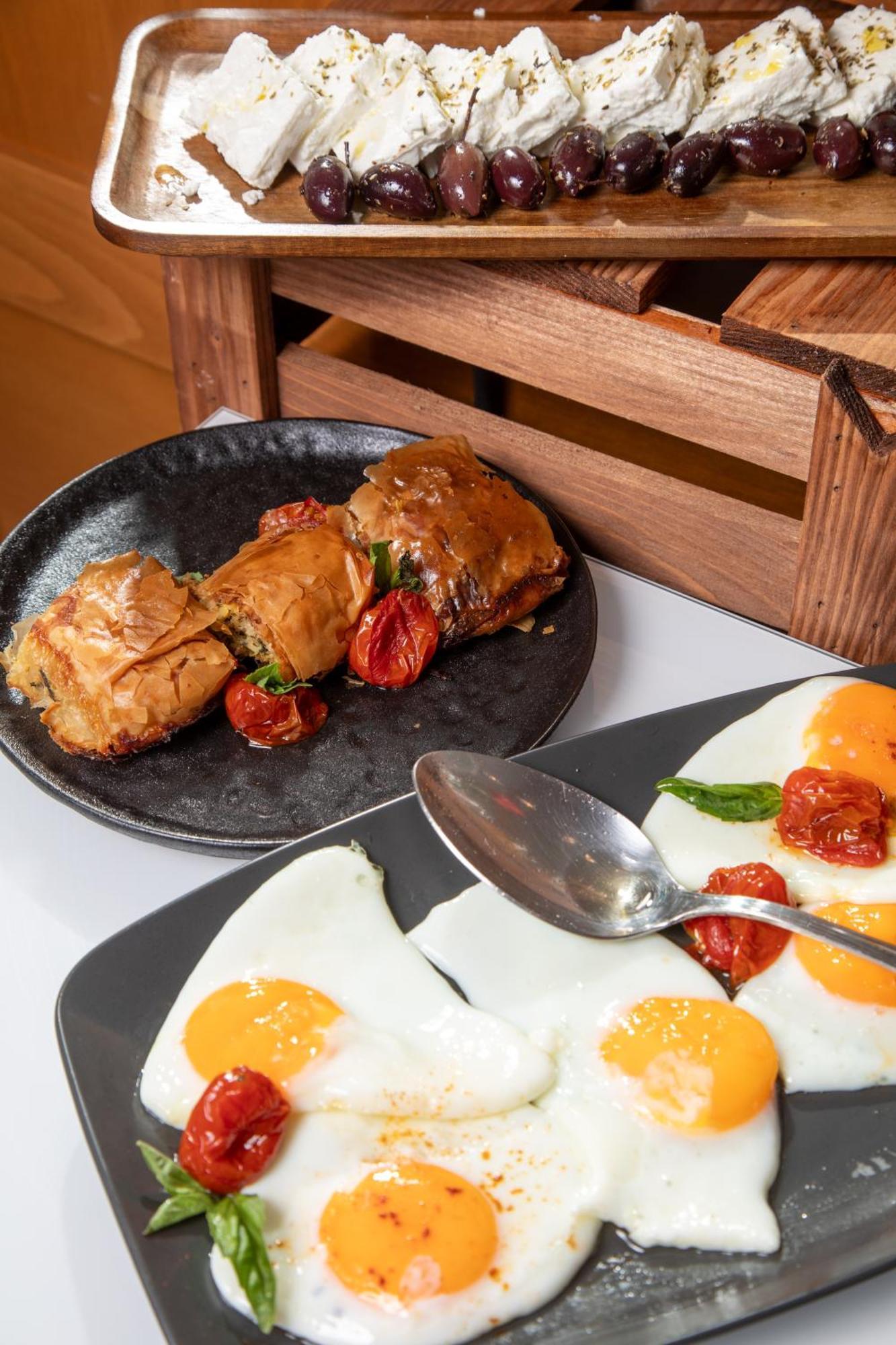 Bella Vista Beach Hotel Benitses  Ngoại thất bức ảnh