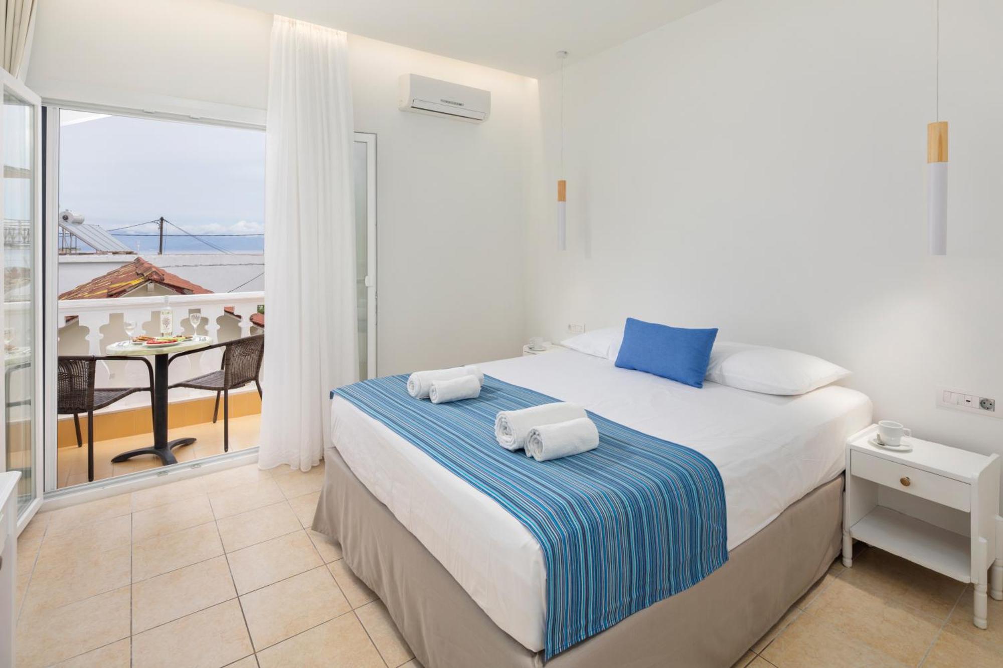 Bella Vista Beach Hotel Benitses  Ngoại thất bức ảnh